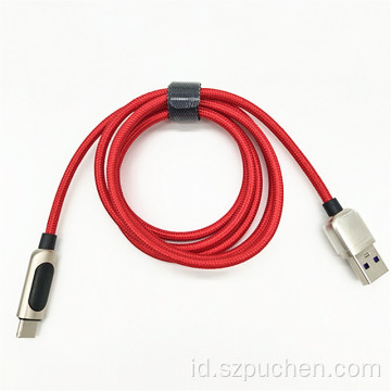 Pengisian daya cepat dengan layar tampilan kabel data USB